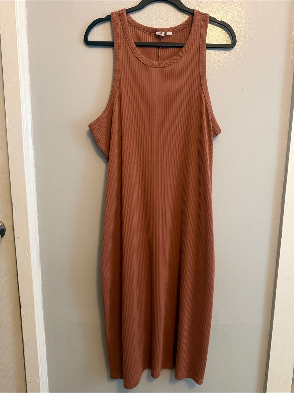 GAP Sleeveless Ribbed Midi Dress - Rust Brown